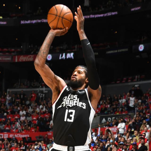 1669286432588084034.jpg paul-george.jpg